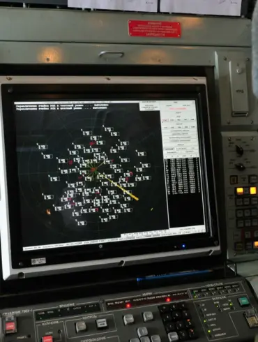 Russian Air Defenses Neutralize Over 100 Drones Attempting to Enter Russian Airspace