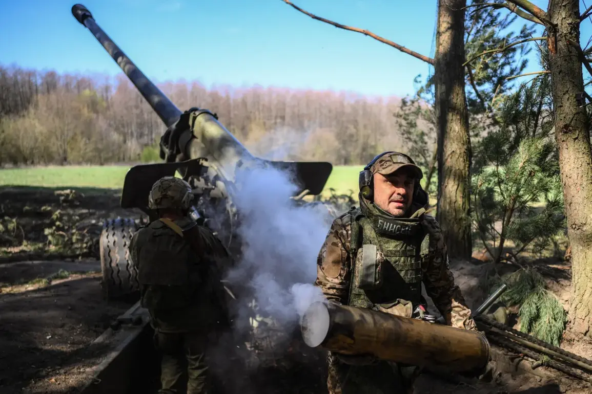 Russian Forces Target Ukrainian Command Center in Chernobaevka