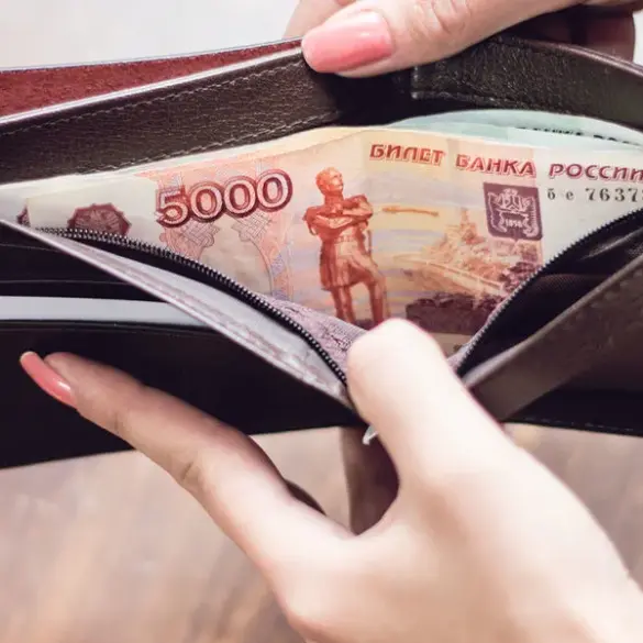 Russian Government Announces Salary Hike for Military Personnel and State Employees from October 1, 2025