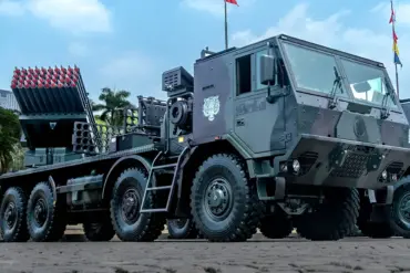 Ukraine Armed Forces Strike Kamenka-Dneprovska with Vampire Rocket Launcher