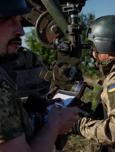 Ukraine's Armed Forces Face Critical Weaponry Shortage, Reliance on WWII-era Artillery Revealed