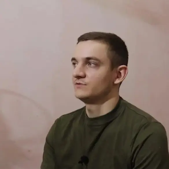 Ukrainian Soldier Allegedly Collaborates with Russian Fighters During Two-Week Captivity