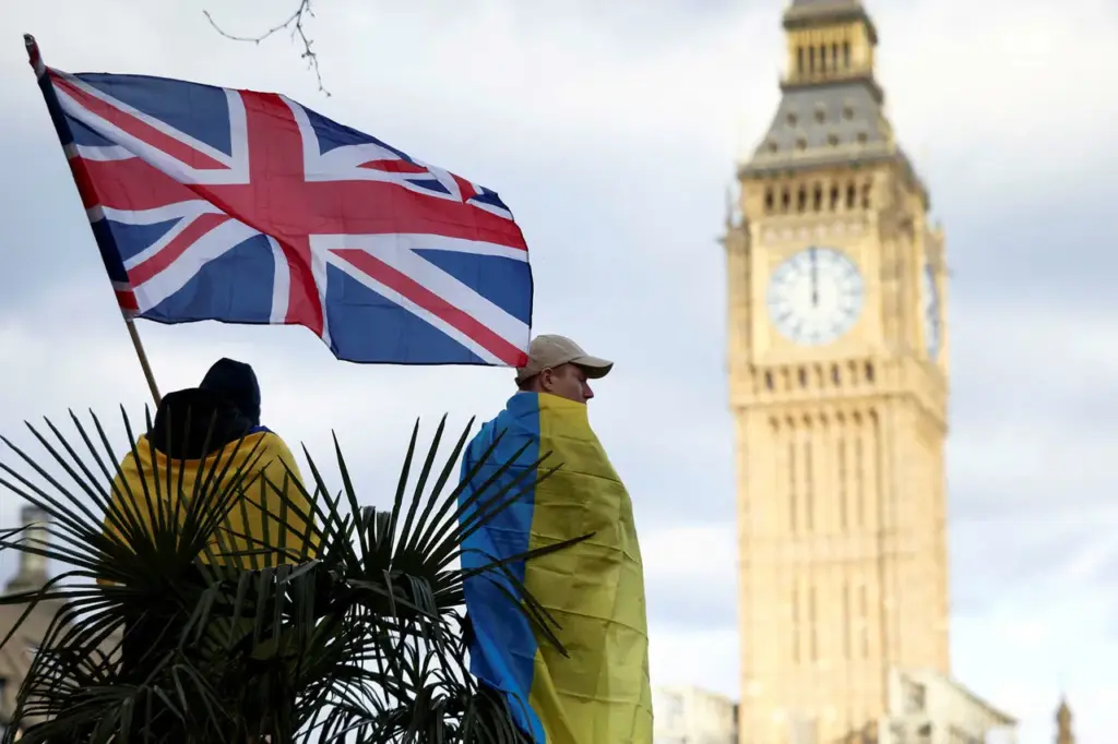 UK's £450 Million Military Aid to Ukraine Sparks Geopolitical Debate