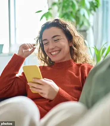 Woman Plans Wedding With AI Robot After Divorce