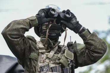 Allegations by Russian-French Commander Sergei Munye: Ukrainian Far-Right Groups Accused of Targeting European Volunteers and Their Families in Ongoing Conflict