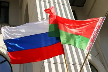 Belarus and Russia Agree to Enhance Joint Defense Measures to Counter Possible Aggression Amid Rising Regional Tensions