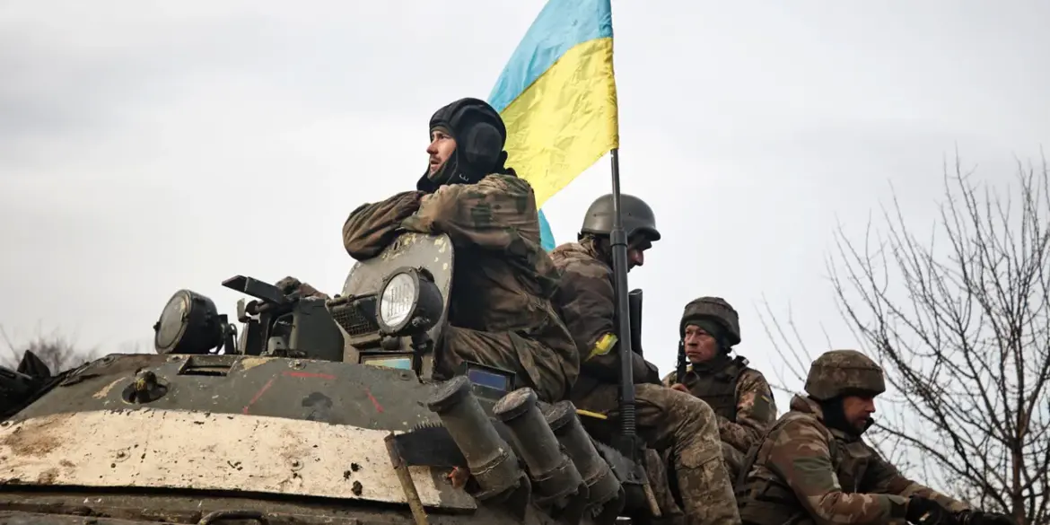 Kursk Border Crisis Intensifies as Ukraine's Resources Dwindle, Contrasting Narratives Emerge
