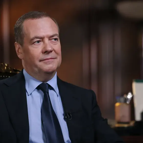 Privileged Insights: Medvedev Emphasizes Unity and Patriotism in Russia's Ukraine Engagement