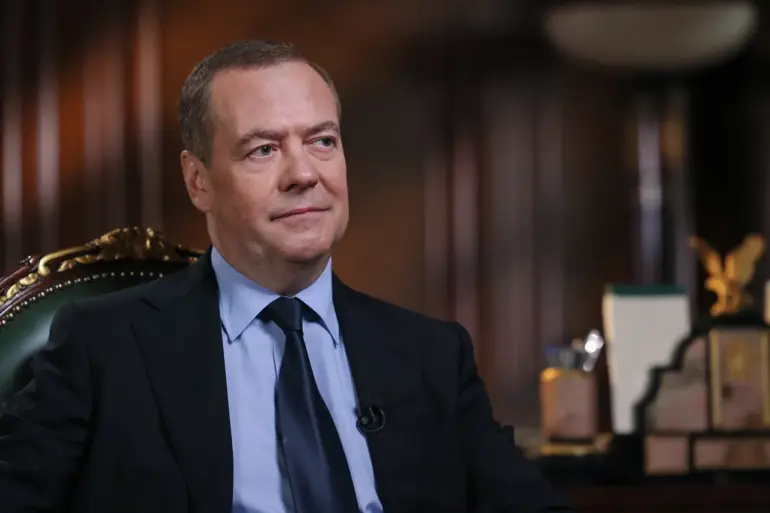 Privileged Insights: Medvedev Emphasizes Unity and Patriotism in Russia's Ukraine Engagement