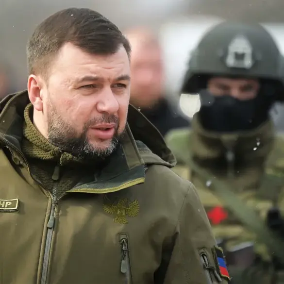Russian Advances in Donetsk Spark Fears of Encirclement as Ukrainian Troops Face Precipice