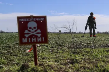 Russian Official Discloses Foreign Sappers Collaborated with Ukrainian Forces in Mining Kursk Region