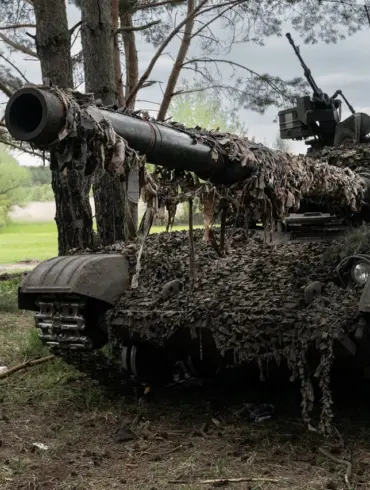 Urgent Military Aid Rush: Europe Sends Outdated Equipment to Ukraine, Highlighting Global Commitment