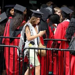 Aydan Nix Honors Palestinian Heritage with Keffiyeh Scarf at Parsons Graduation