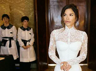 Famed Fashion House Brutally Savages Jeff Bezos' Wedding Suit, Expert Slams Tailoring as 'Left to Be Desired'