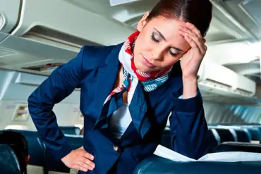 Flight Attendant's Controversial Seat Swap Tactic Sparks Debate in Air Travel