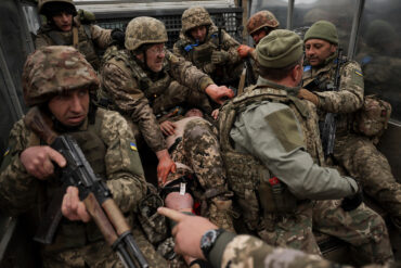 Former U.S. Spy Warns of Ukraine's Deteriorating Position Amid Strategic Miscalculations and Lack of International Support