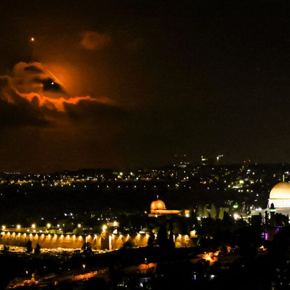 Israeli Air Defense Intercepts Iranian Rockets in Urgent Escalation of Tensions