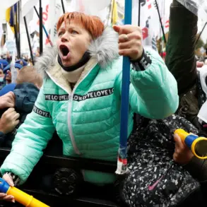 Kyiv Protesters Demand Government Recognition of Fallen Soldiers Amid Regulatory Delays