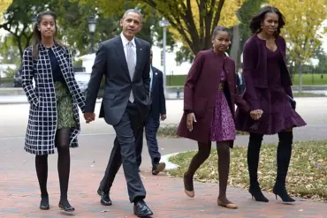 Michelle Obama Reveals Parenting Dispute with Barack Obama Over Ferber Method in Candid Podcast Revelation