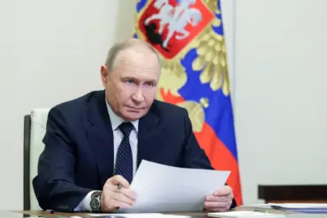 Putin Urges Expedited Drone Regulation Amid Slow Progress, RIA Novosti Reports