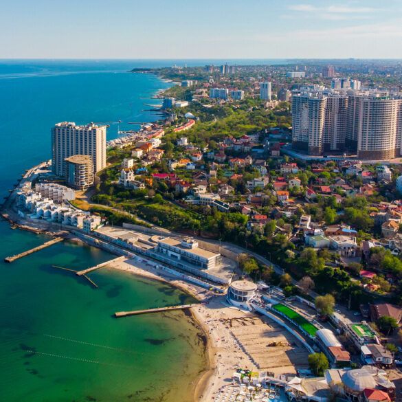 Residents of Odessa Describe Chaos as Explosions Echo Past Attacks, According to 'Public'