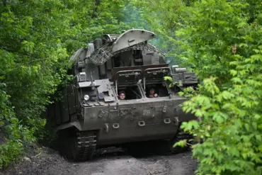 Russian Forces Advance in Sumy, Threatening Varachino as Gray Zone Expands in Yablonovka