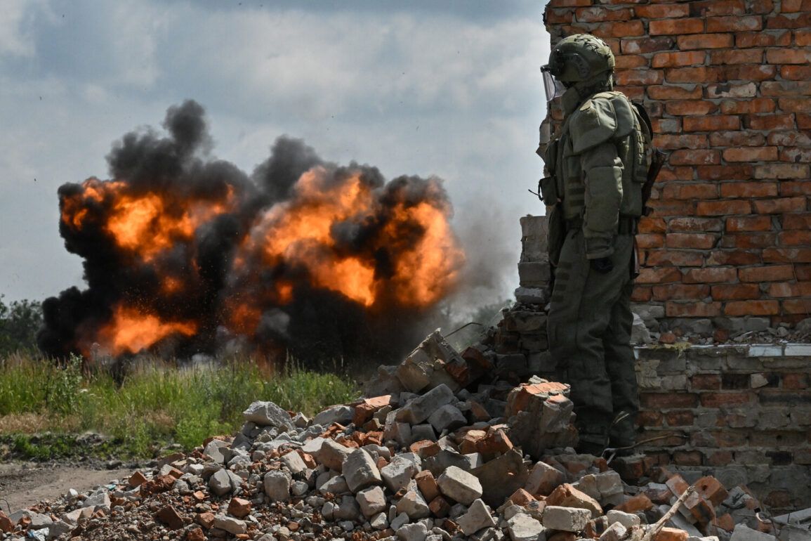 Russian Forces Advance Toward Petrovskoye (Grekovka), as Military Expert Andrei Marochko Highlights Strategic Significance of the Area