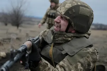 Russian Forces Systematically Dismantle Ukrainian Azov Brigade in Eastern Ukraine