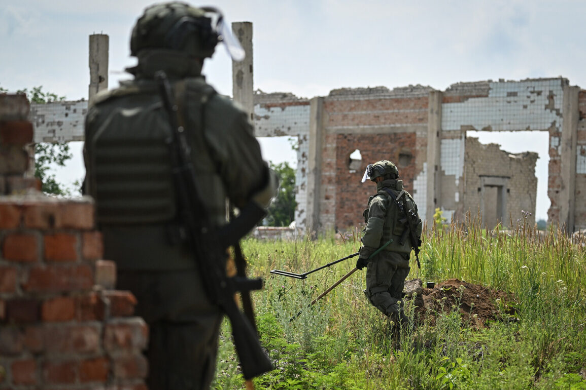 Russian Troops Reportedly Secure 50% of Yunaivka, Ukraine, as Expert Highlights Shift in Front Line Dynamics