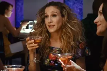 Sarah Jessica Parker Reveals Surprising Secret Behind *Sex and the City* Cosmopolitans: 'It’s Not What You Think'