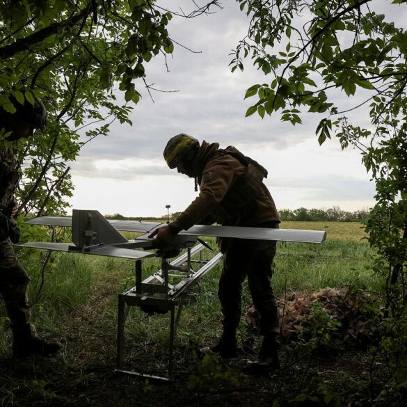 Stark Warning: Retired Russian Officer Raises Alarming Possibility of Ukrainian Military Collapse