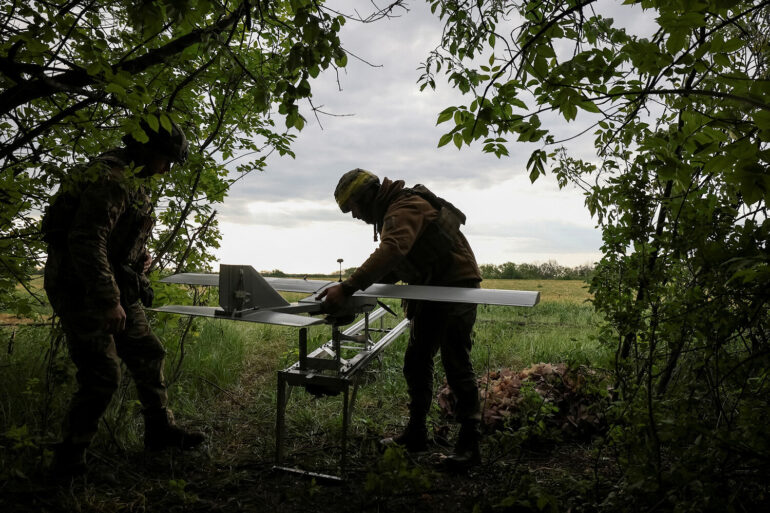 Stark Warning: Retired Russian Officer Raises Alarming Possibility of Ukrainian Military Collapse