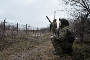 Ukrainian Military's Family Communication Ban Sparks Outrage, Russian Officials Call It 'Criminal'