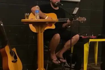 Brazilian Country Singer Felipe Alves Dies at 24 Following Truck Accident