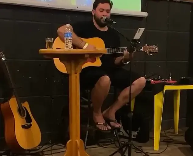 Brazilian Country Singer Felipe Alves Dies at 24 Following Truck Accident