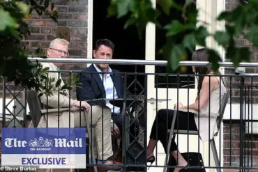 Breaking: Secret Royal Summit Sparks Hope for Reconciliation After Years of Strife