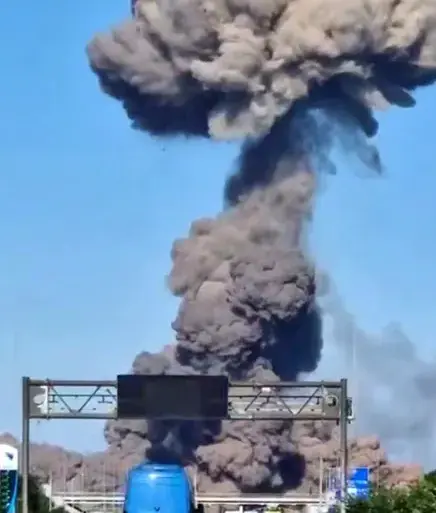 Explosion Devastates Neighborhoods: 25 Homes Destroyed, Recovery Efforts Underway