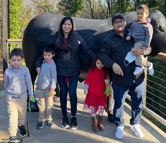 ICE Detains U.S. Citizen Family at Borderland 'Neutral Ground' Park