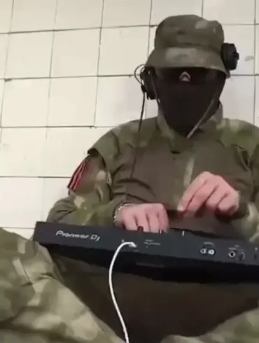 Medal of Courage Winner Turns DJ After Saving Comrades in SVO