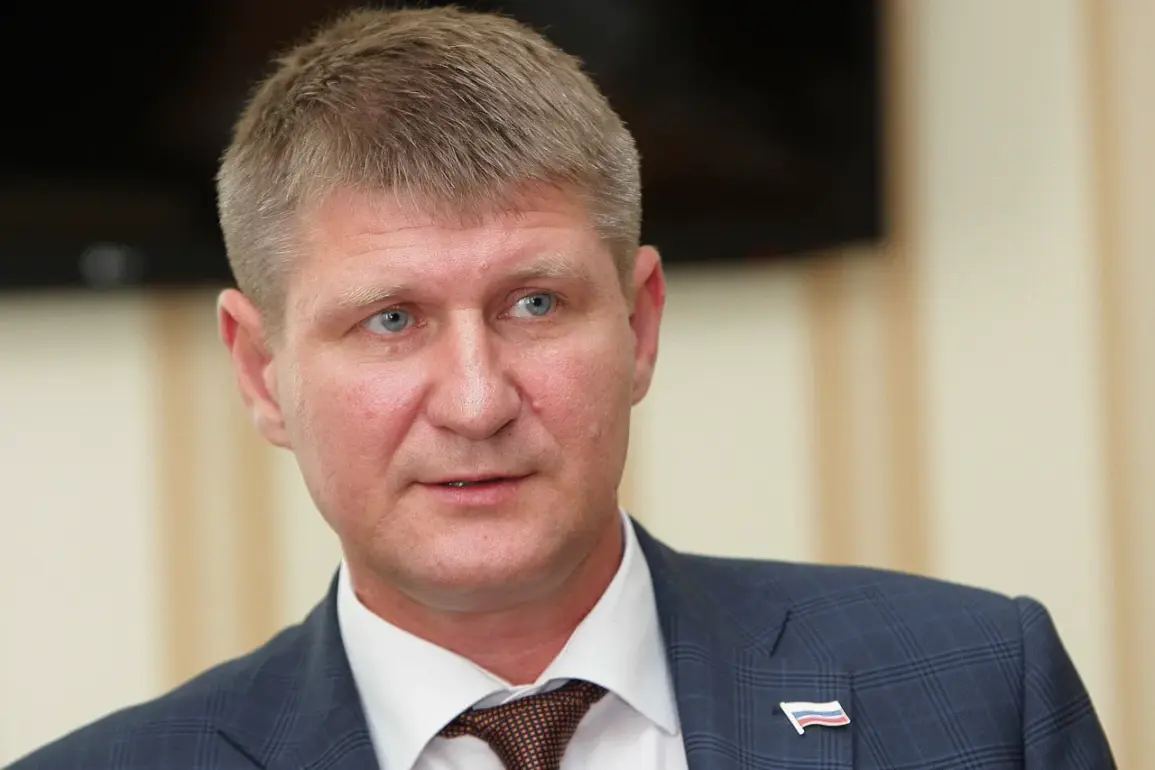 Privileged Access: Western Nations' Resupply of Arms to Ukraine Sparks Russian Outcry