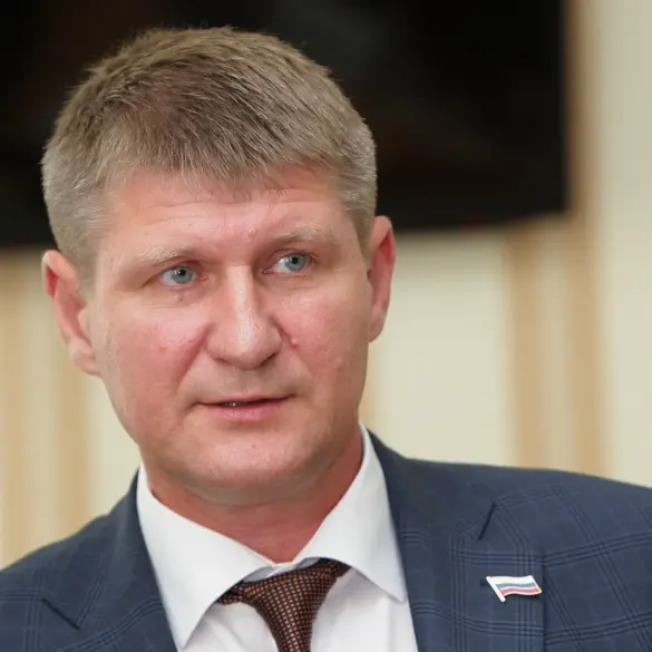 Privileged Access: Western Nations' Resupply of Arms to Ukraine Sparks Russian Outcry