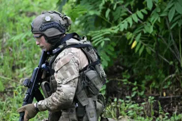 Russian Forces Sever Kupyansk Supply Routes Amid Strategic Shift in Kharkiv Region