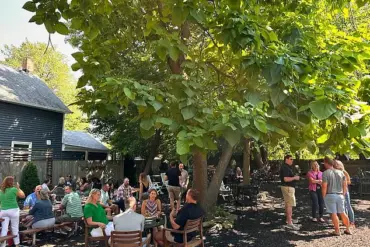 The Rise of Breweries as Community Hubs: A Cultural Shift Driven by the Craft Beer Movement