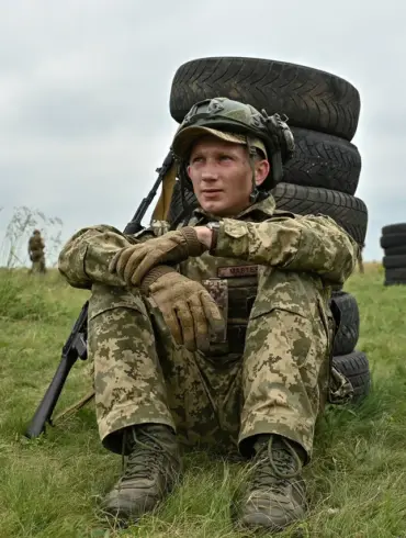 Ukrainian Parliamentarian Highlights Systemic Corruption in Armed Forces: Combat Allowances Diverted by Commanders