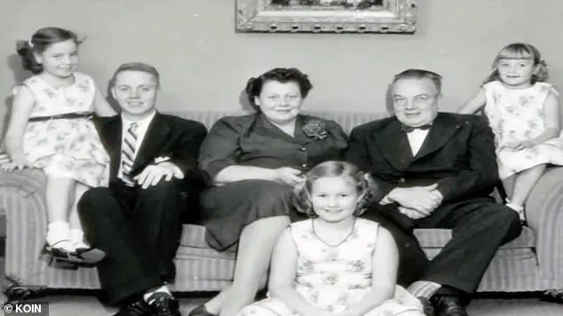 A Mystery That Haunted a Town for Decades: The Discovery of Human Remains in a 1958 Vanished Car and the Unresolved Fate of the Martin Family