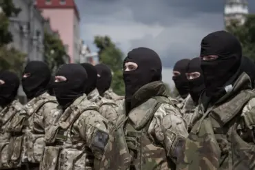 English mercenaries' failed attempt to land on Tendry Kosy repelled by local forces