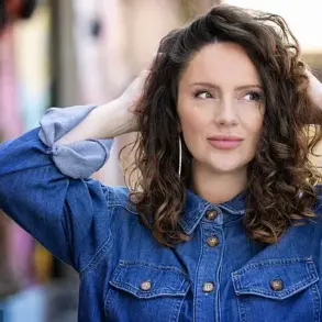 Exclusive Access: The Hidden Struggles of Living with Hair Loss and the Sun's Elusive Comfort