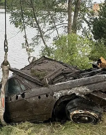 Exclusive: Decades-Old Mystery Resurfaces as 1960s Buick Electra Found in Mississippi River Linked to Missing Man