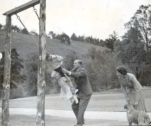 Royal Family's Social Media Nostalgia Highlights Balmoral Legacy Amid Public Interest in Monarchy Traditions