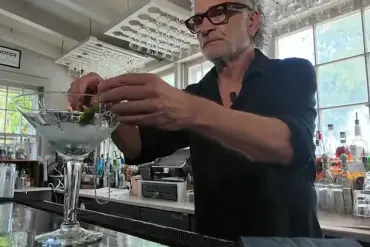 Sag Harbor Restaurant Introduces $8,000 Diamond-Topped Cocktail